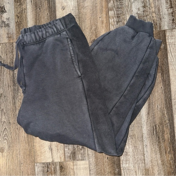 aerie Pants - Aerie Women's Charcoal Jogger Sweatpants Size Medium Drawstring Pockets
